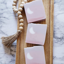 Load image into Gallery viewer, ๐๐ ๐ฅ๐ฎ๐ท๐พ๐ผ ๐๐